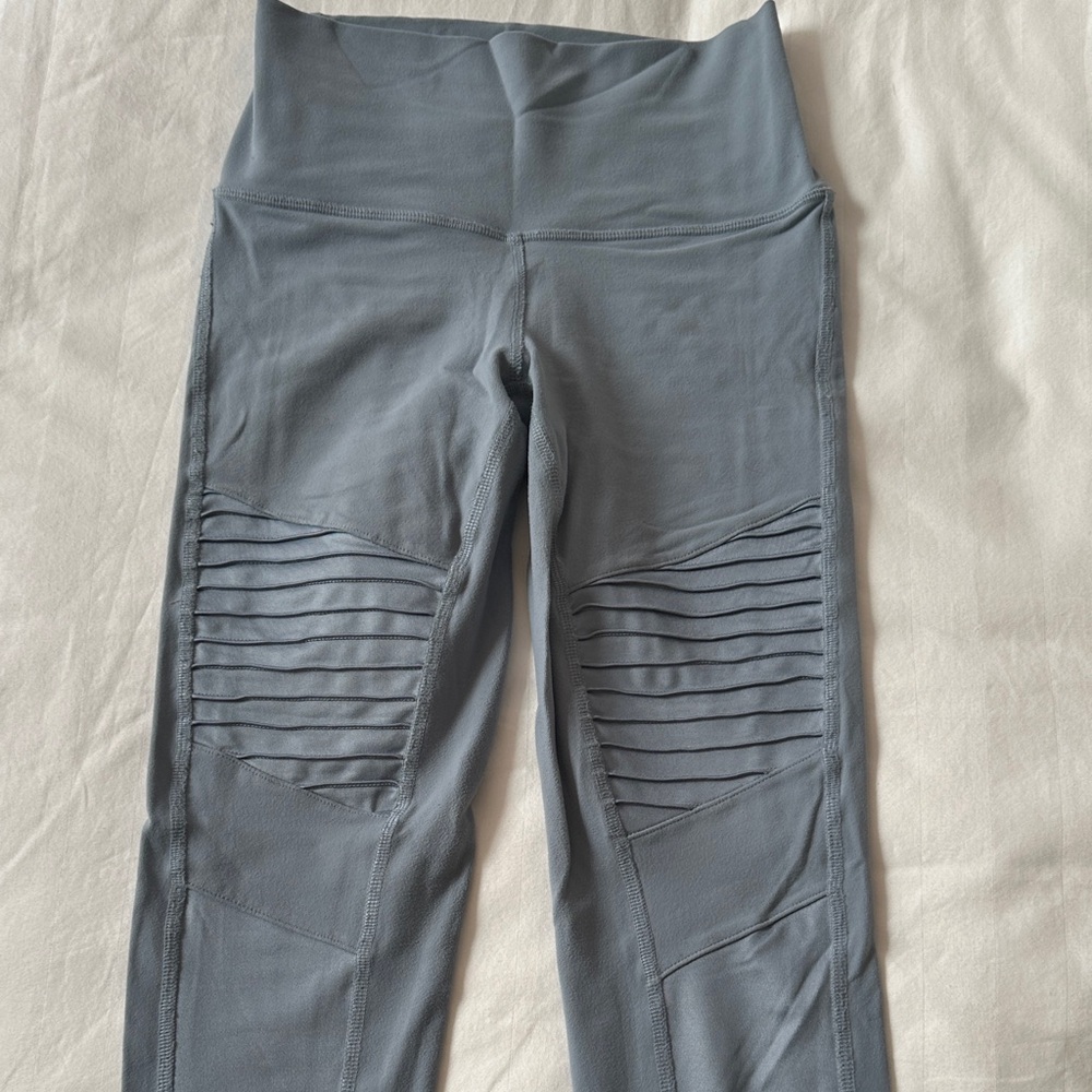 Blue Gray High-Waisted Alo Leggings with Ribbed Detail